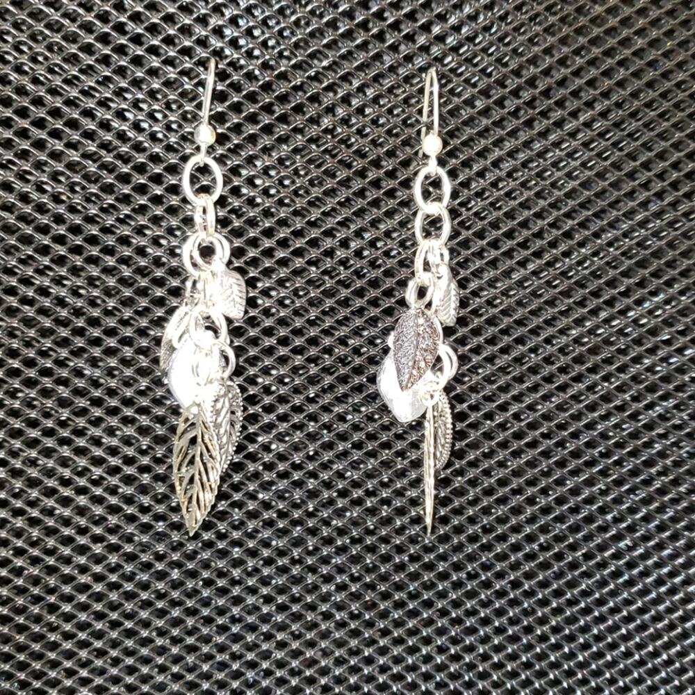 Silver multi-leaf earrings - Picture 2 of 6